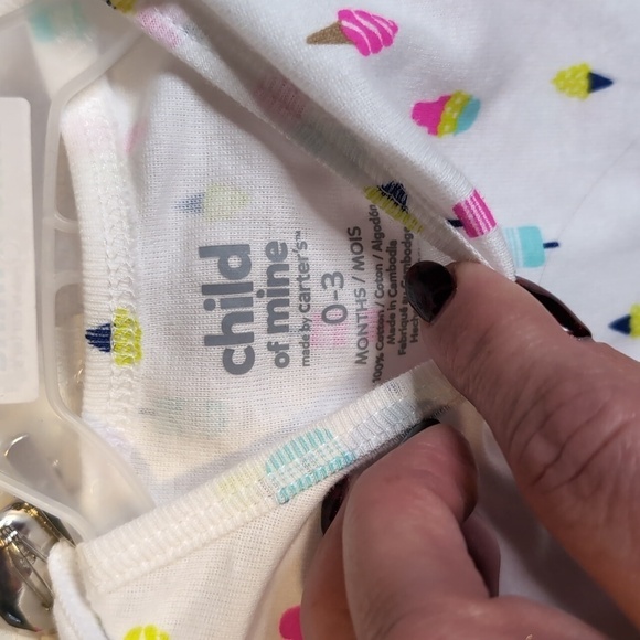 Carter’s Child of Mine 4 piece set - Picture 6 of 8